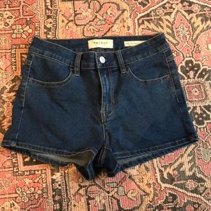 Super stretch shortie shorts